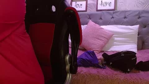 Snapshot of viiolleta chatting on March 3, 12:20 pm viioleta online show from March 3, 12:20 pm