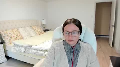 Snapshot of vika7333 chatting on September 13, 3:42 pm Ukrainian-woman online show from September 13, 3:42 pm