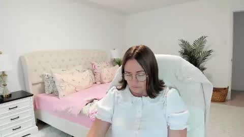 Ukrainian-woman online show from July 28, 6:20 pm