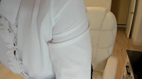 Snapshot of vika7333 chatting on September 12, 3:41 pm Ukrainian-woman online show from September 12, 3:41 pm