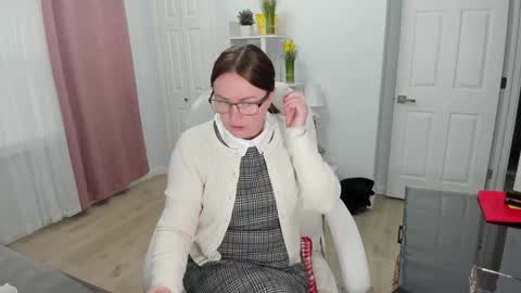 Snapshot of vika7333 chatting on February 6, 3:09 pm Ukrainian-woman online show from February 6, 3:09 pm