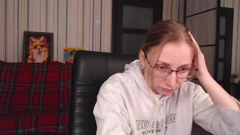 Vika online show from May 12, 9:43 pm
