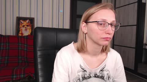 Vika online show from May 19, 1:23 am