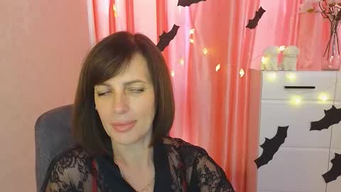 Vika online show from October 25, 1:30 pm