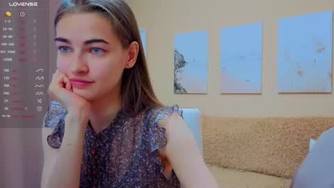 Snapshot of vikiberry chatting on September 16, 6:43 am vikiberry online show from September 16, 6:43 am