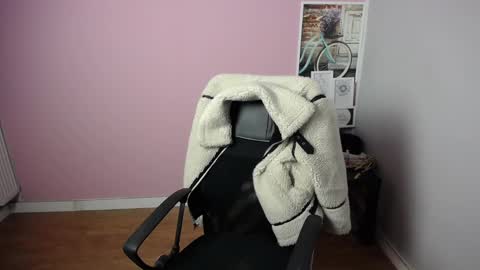 viktoria_lovely online show from February 19, 6:11 am