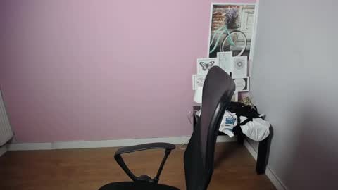 viktoria_lovely online show from December 28, 10:03 am