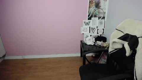 viktoria_lovely online show from February 28, 5:48 am