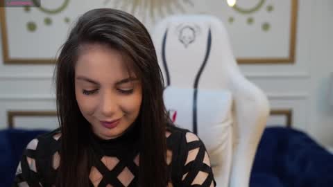 Snapshot of viktoria_storm chatting on February 25, 8:42 pm Alisa online show from February 25, 8:42 pm