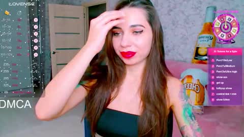 Vinkiepinkie online show from October 3, 3:50 pm