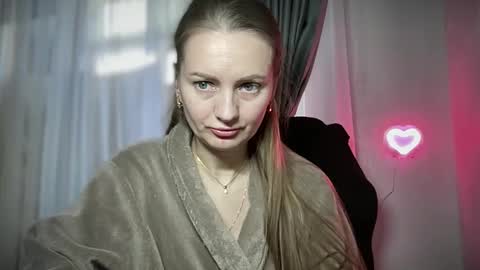 Funny  girl online show from February 18, 7:43 am