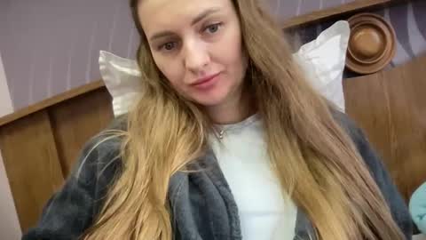 Funny  girl online show from November 17, 9:32 am