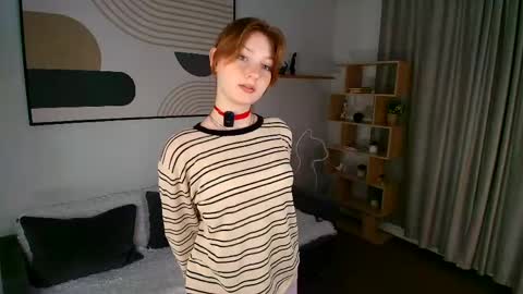 Viola but friends call me Sisi online show from April 4, 4:39 pm