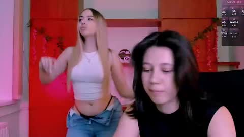 viola_sweet_ online show from June 25, 10:51 am