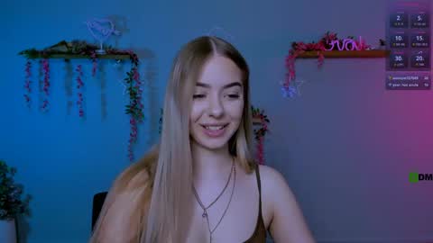 viola_sweet_ online show from May 31, 9:15 am