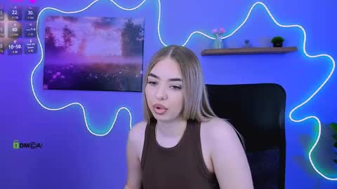 viola_sweet_ online show from May 30, 9:07 am
