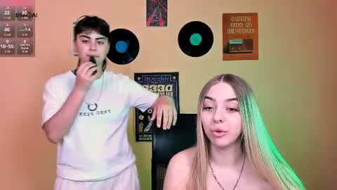 viola_sweet_ online show from July 11, 8:47 am