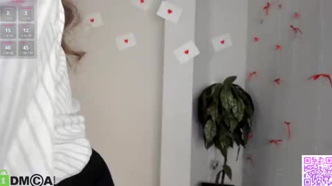 Viola online show from March 12, 1:08 am