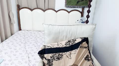 Zona online show from April 6, 7:42 am