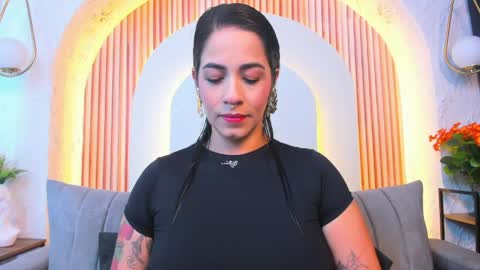 Violette online show from June 6, 10:54 am