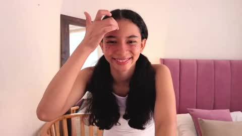 violet__15 online show from April 17, 12:07 pm