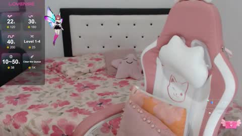Snapshot of violet_stone22 chatting on September 29, 5:45 am Violeta online show from September 29, 5:45 am