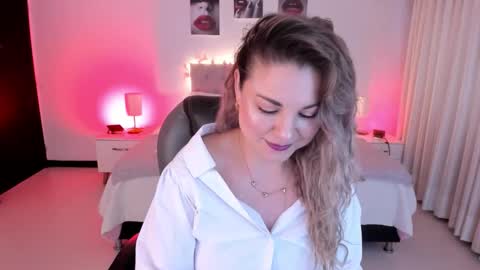Snapshot of violeta_hotter_ chatting on October 13, 11:46 am violeta_hotter_ online show from October 13, 11:46 am