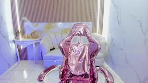 Snapshot of violeta_sub chatting on September 30, 1:06 pm IG violeta sub online show from September 30, 1:06 pm