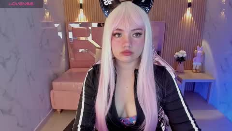 Snapshot of violeta_sub chatting on March 10, 1:00 pm IG violeta sub online show from March 10, 1:00 pm