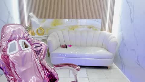 Snapshot of violeta_sub chatting on September 17, 7:56 pm IG violeta sub online show from September 17, 7:56 pm