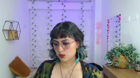 Violeta  online show from October 18, 7:37 pm