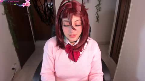 Violeta  Help me reach 150 thumbs up    online show from October 15, 11:29 pm