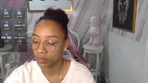 Snapshot of violeth_b chatting on January 10, 12:36 pm violeth_b online show from January 10, 12:36 pm