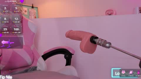 Violeth Hill online show from November 9, 8:49 pm