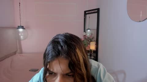 violethall2 online show from February 24, 4:05 pm