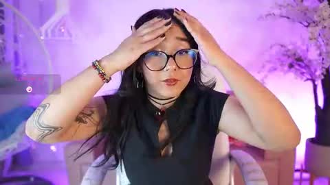 violetjonesx online show from July 18, 12:07 pm