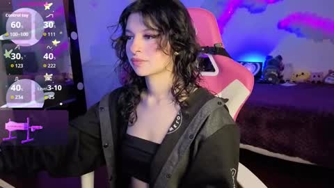   online show from November 20, 7:48 pm