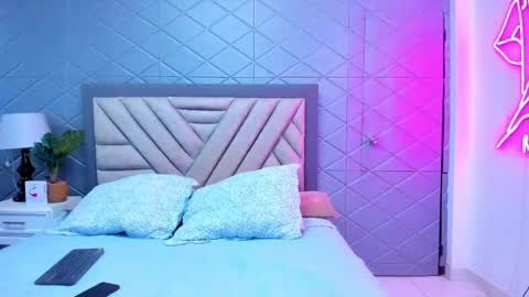 Violet Rousse online show from March 2, 8:35 pm