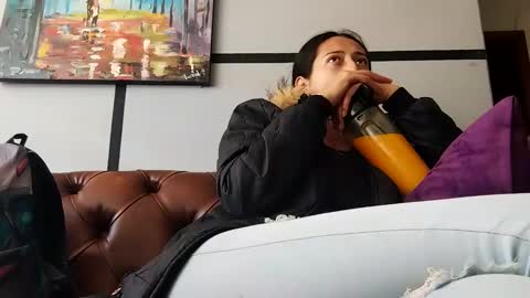 violetskinny online show from January 22, 6:20 pm