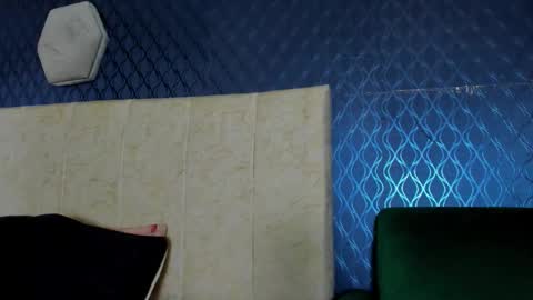 violett  rousee online show from October 29, 6:10 pm