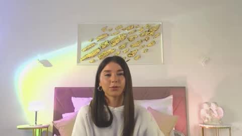 violetta_finch online show from December 14, 11:05 am