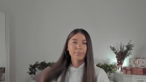 violetta_finch online show from January 25, 8:21 am