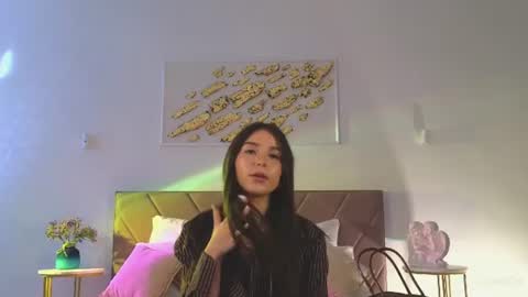 violetta_finch online show from July 25, 11:17 am