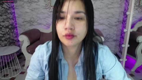 Snapshot of violetta_jhonson_v chatting on January 9, 3:15 am Violetta online show from January 9, 3:15 am