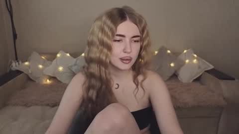 Snapshot of violettaotis chatting on September 30, 1:50 pm ViolettaOtis online show from September 30, 1:50 pm