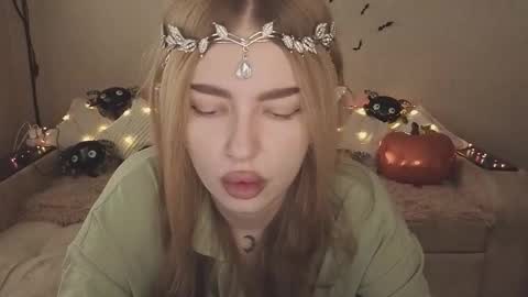 ViolettaOtis online show from October 31, 11:14 am