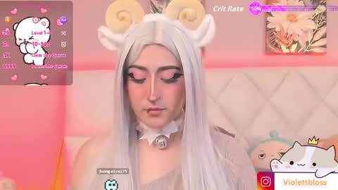 Violeta  online show from November 11, 3:35 am