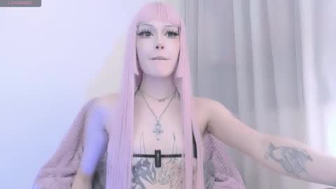 Violett online show from March 26, 6:15 am