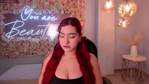 Violett Castel online show from September 24, 6:51 pm