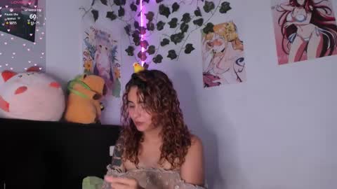 Violette  online show from December 18, 8:03 pm